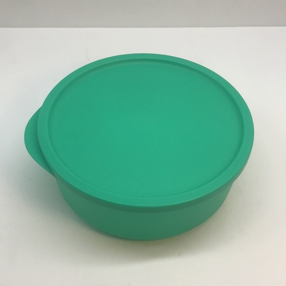 Tupperware Round Container Set of 4 Ideal for Refrigerator & microwave - Picture 10 of 12